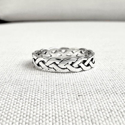 Infinity Celtic Knot Endless Viking Irish Ring