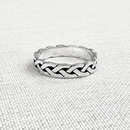 Infinity Celtic Knot Endless Viking Irish Ring