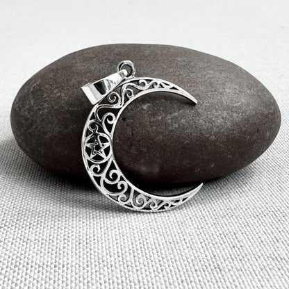 Celtic Crescent Moon Luna Pendant/Necklace