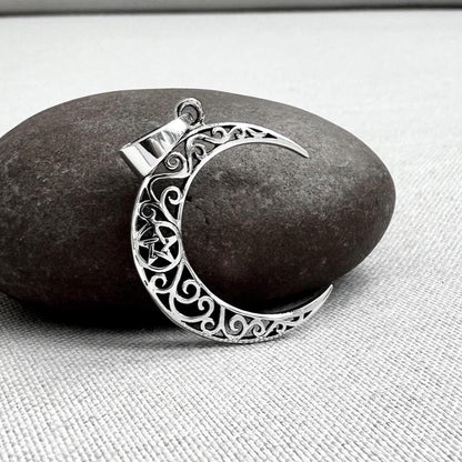 Celtic Crescent Moon Luna Pendant/Necklace