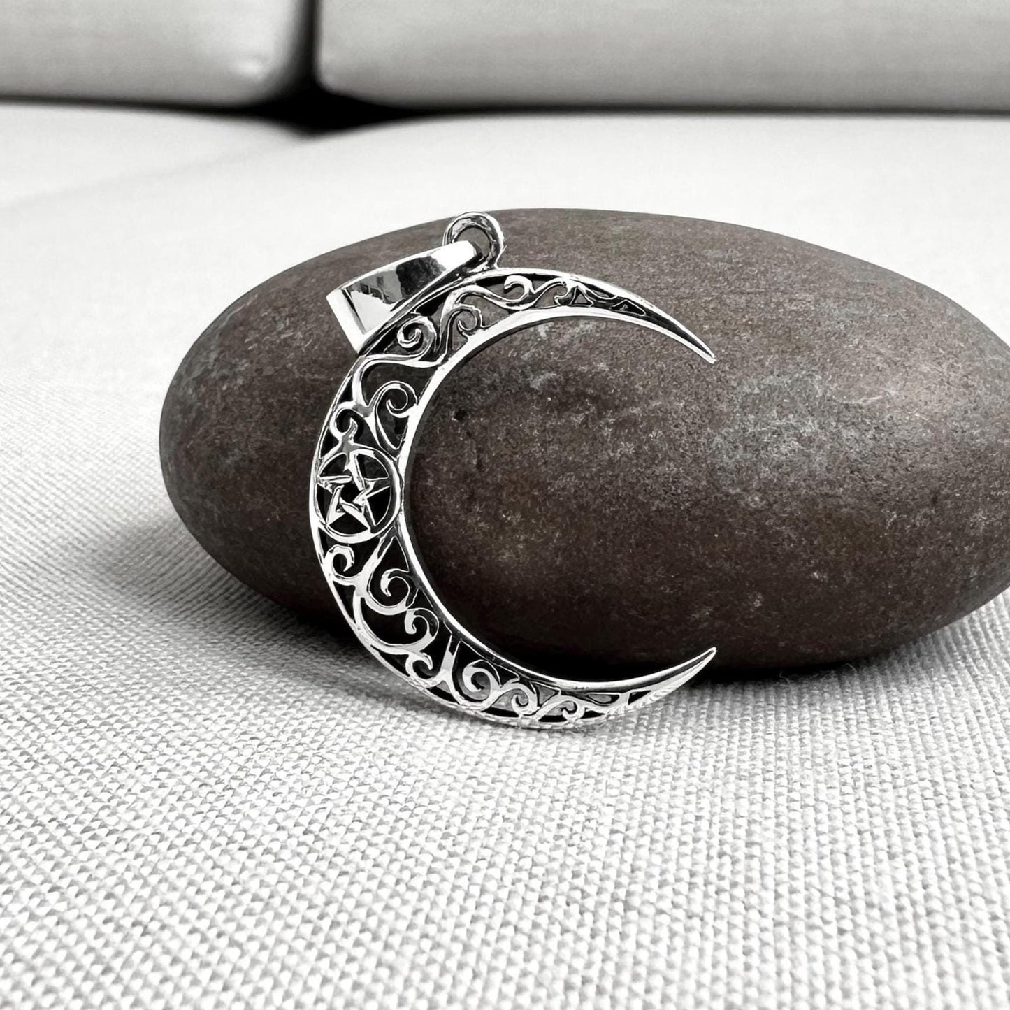 Celtic Crescent Moon Luna Pendant/Necklace