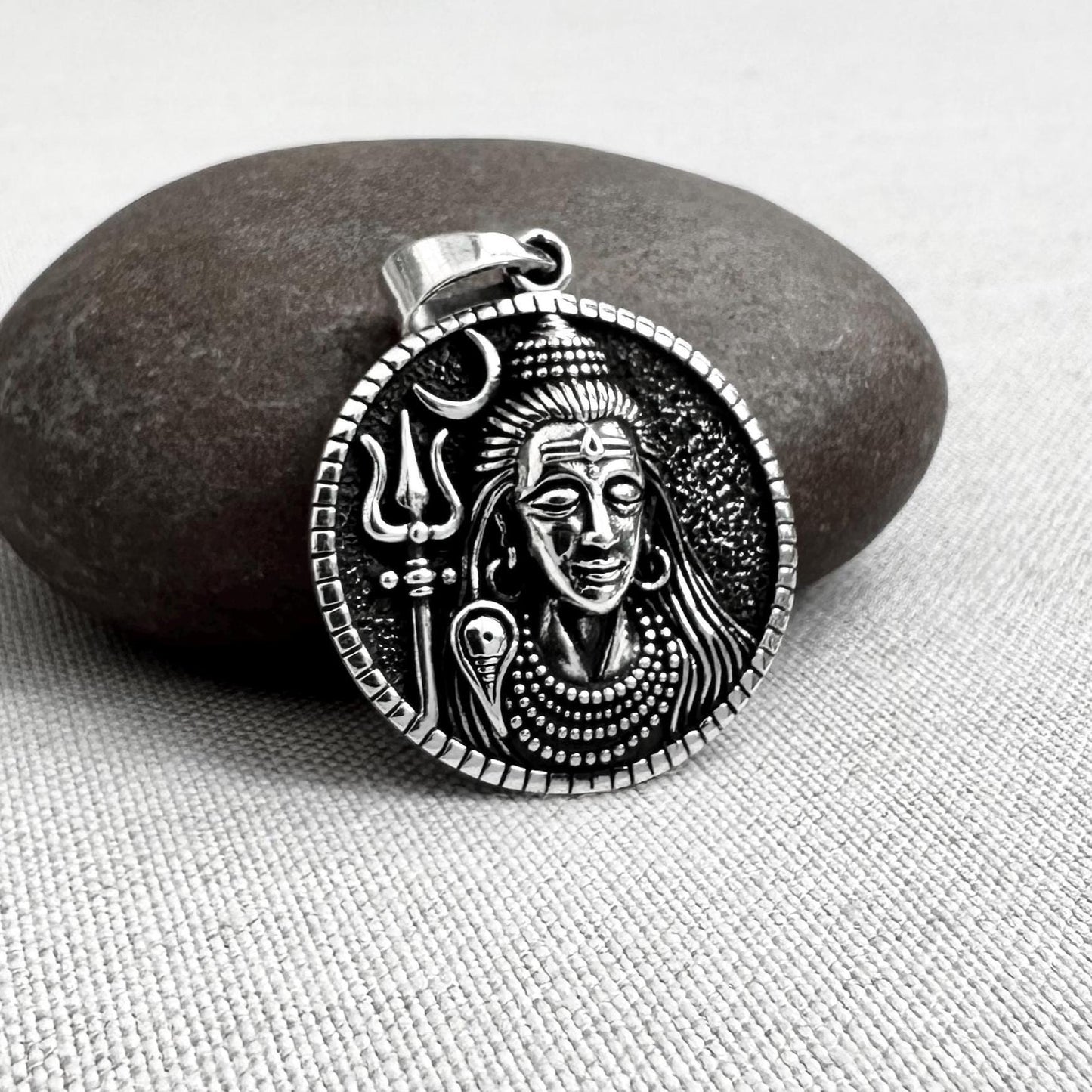 Shiva Trimurti Mahadeva Hindi God Pendant/Necklace