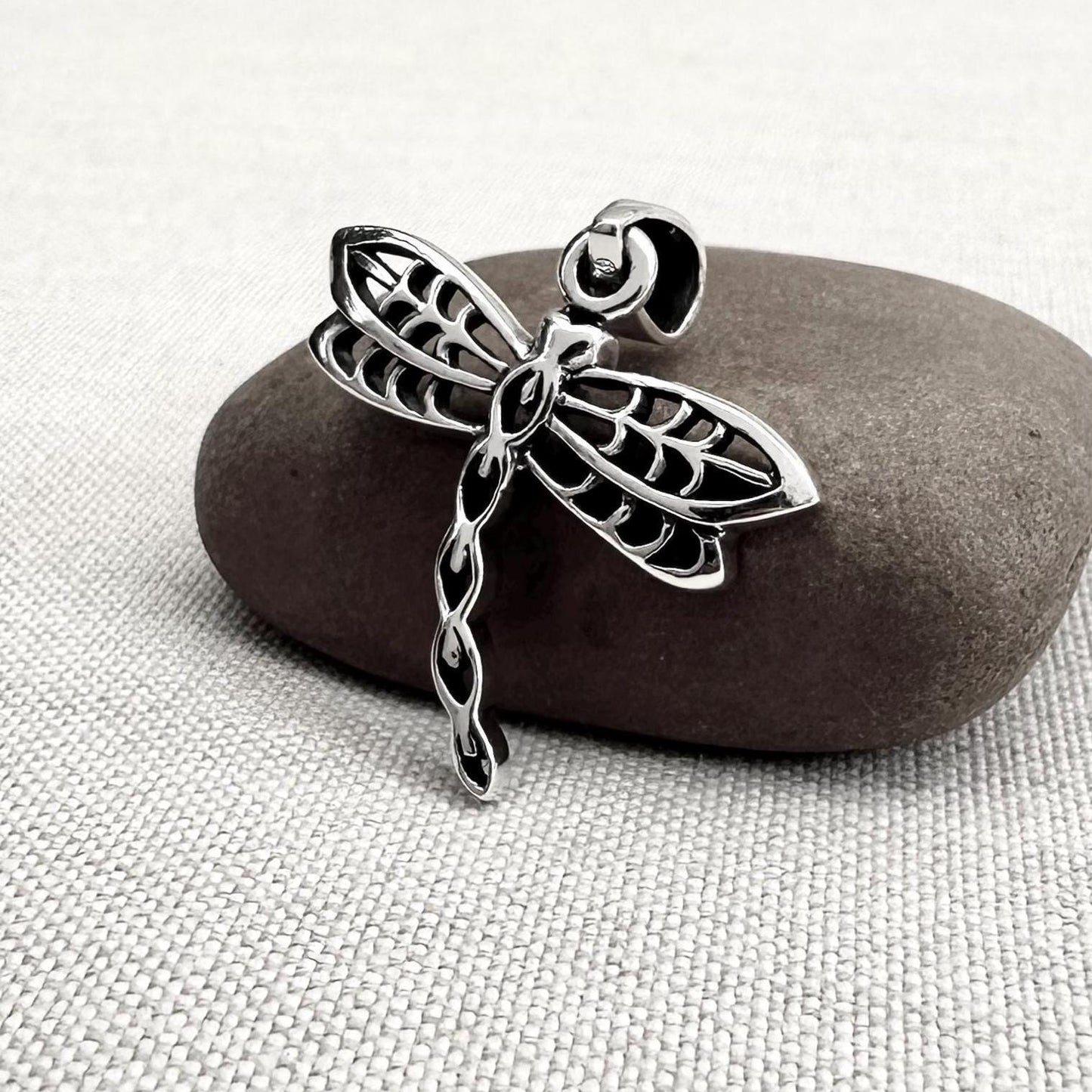 Dragonfly Pendant/Necklace