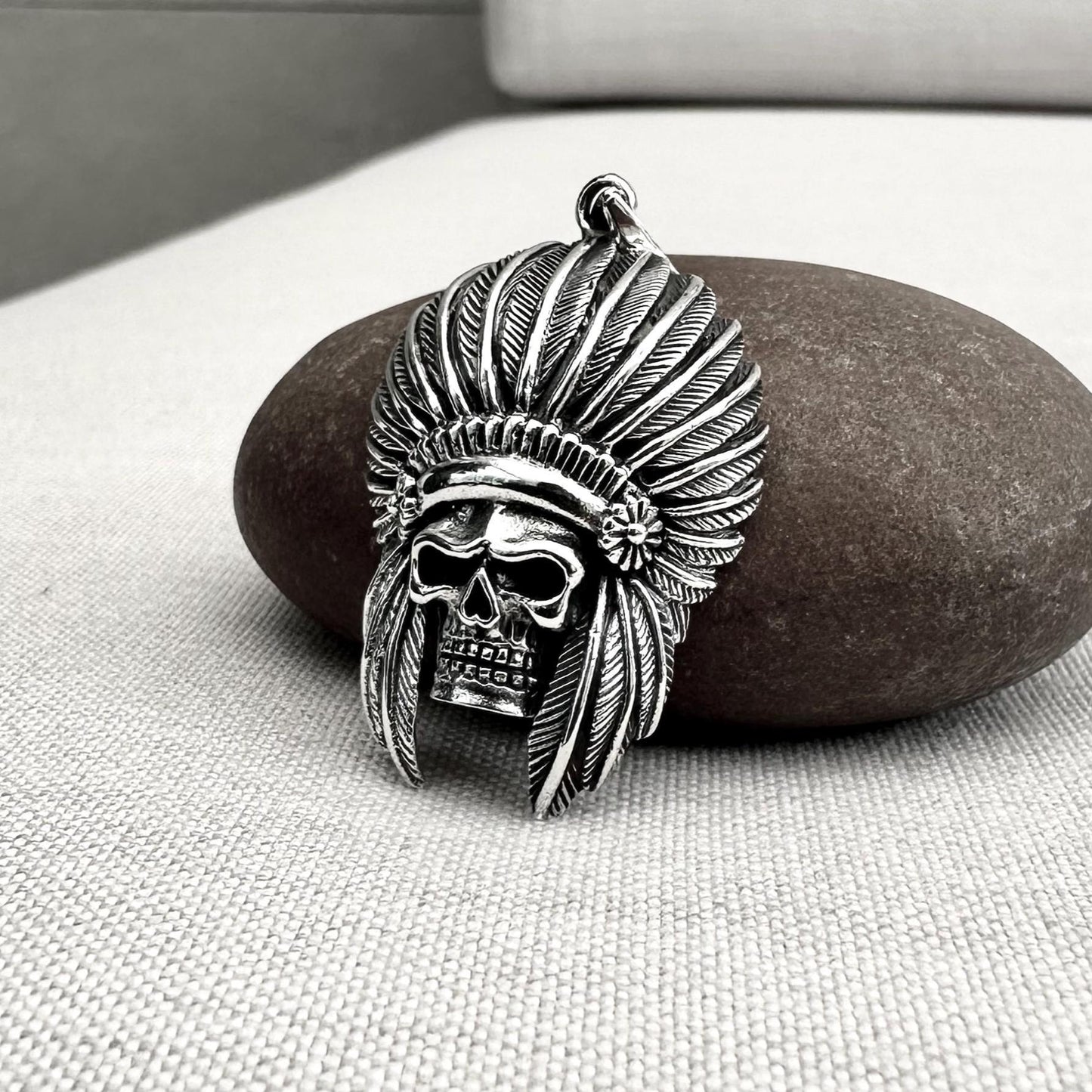 Indian Native American Skull Chieftain Pendant/Necklace