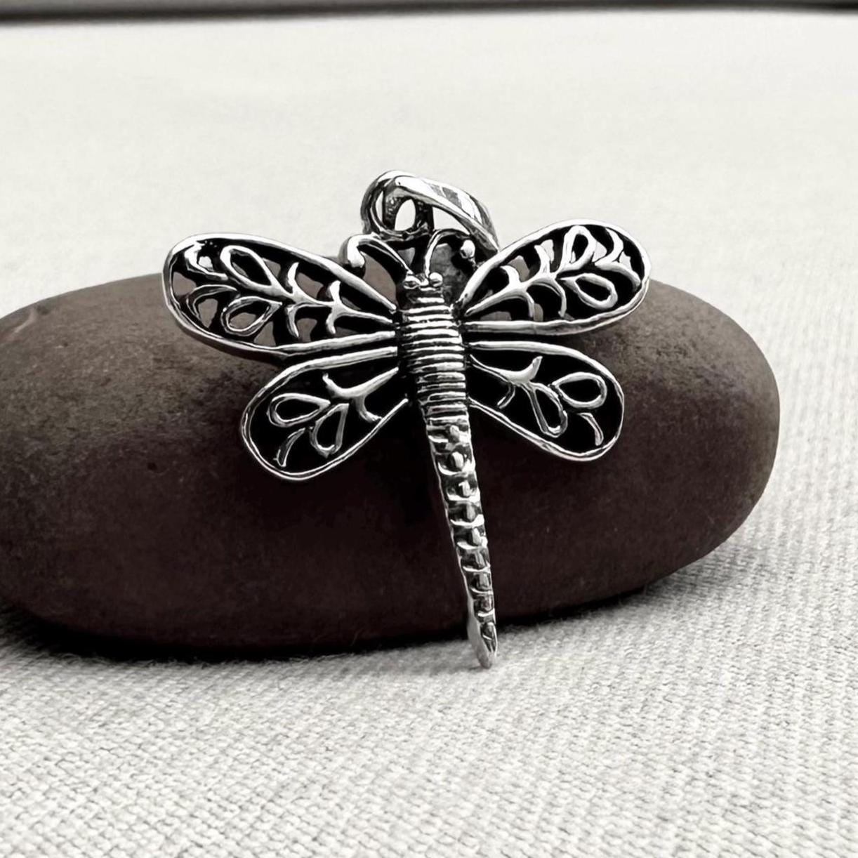 Dragonfly Pendant/Necklace