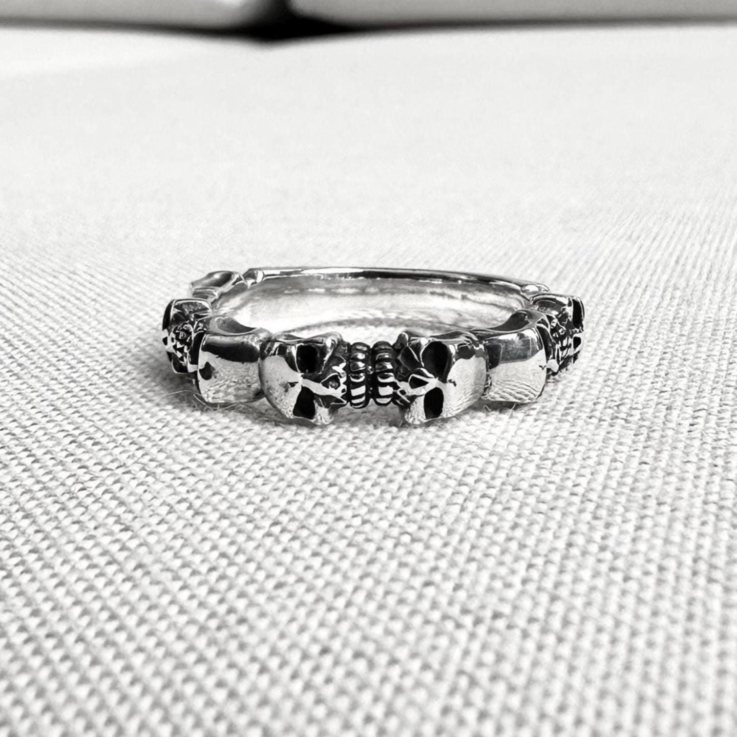 Skull Gothic Punk Biker Skeleton Ring