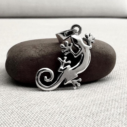 Lizard Reptile Animal Pendant/Necklace