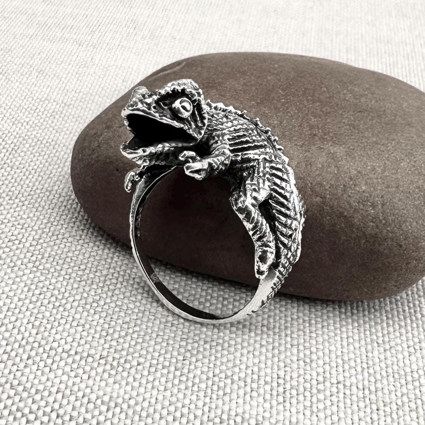 Chameleon Lizard Reptile Ring