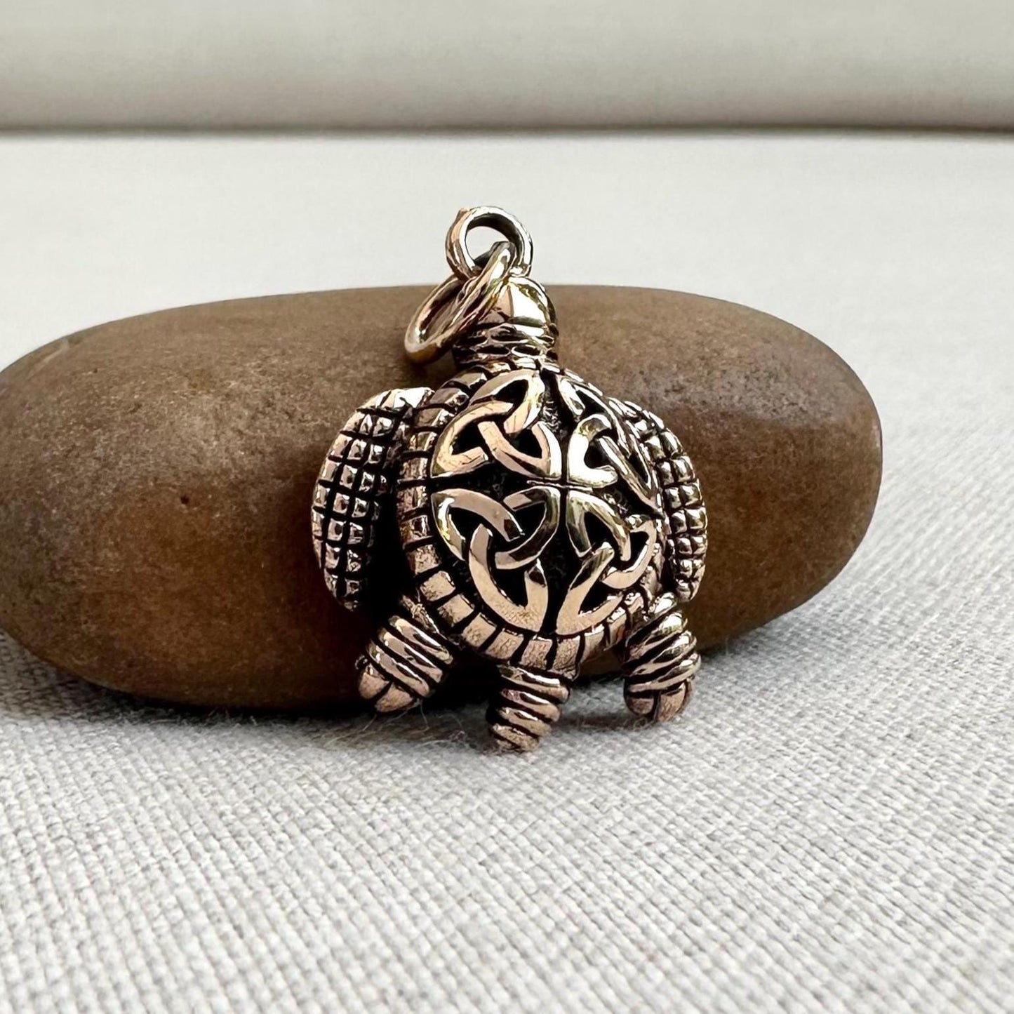 Bronze Turtle Celtic Knot Tortoise Pendant/Necklace