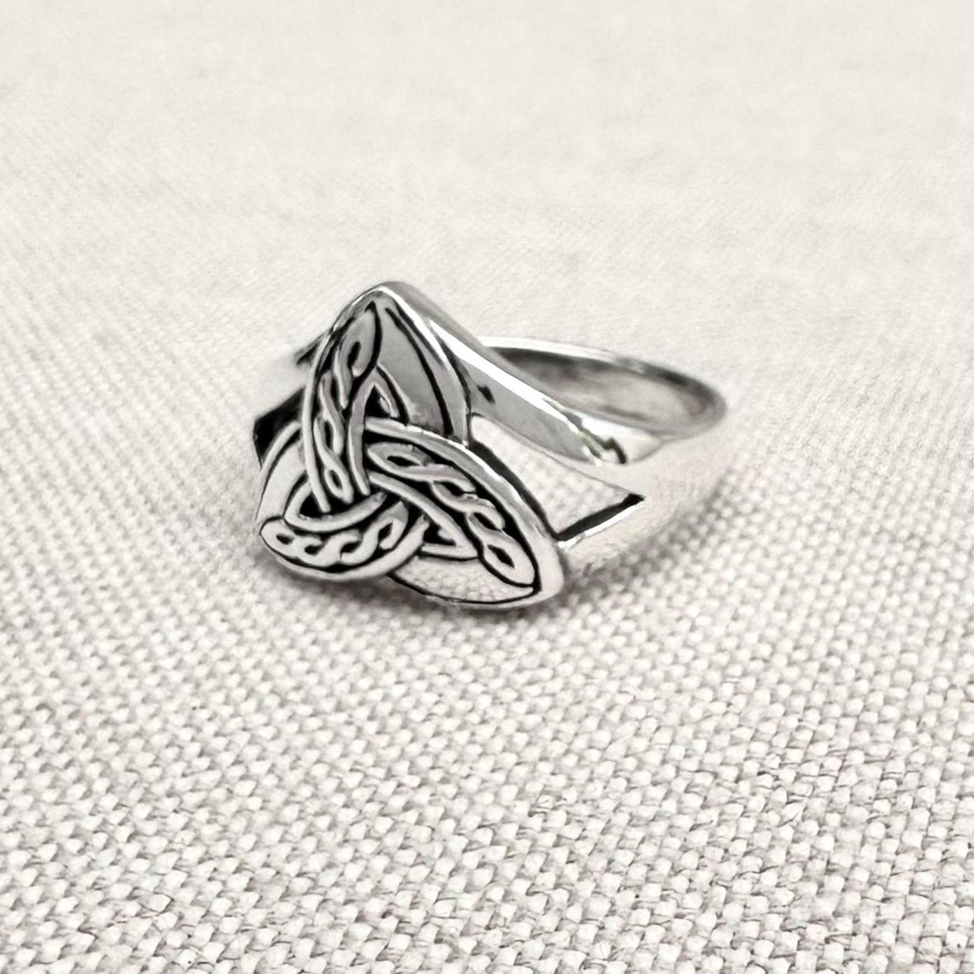 Triquetra Viking Celtic Trinity Knot Ring
