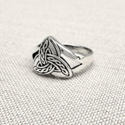 Triquetra Viking Celtic Trinity Knot Ring