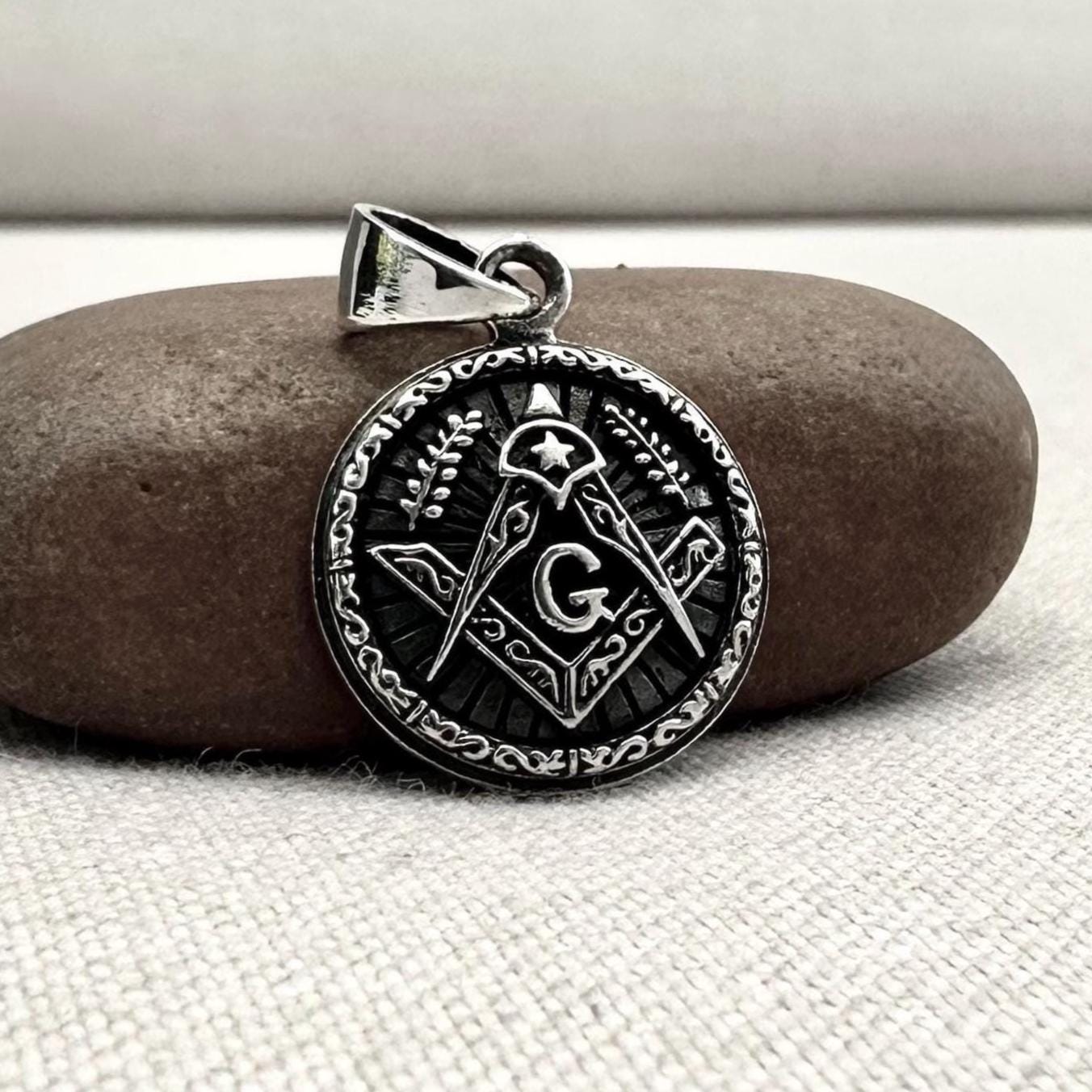 Freemason Masonic Illuminati Pendant/Necklace