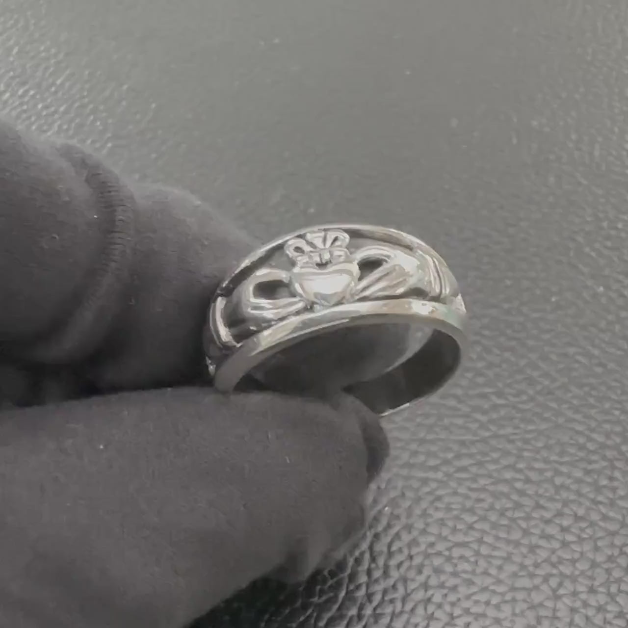 Handcrafted 925 Sterling Silver Claddagh Ring Heritage Traditional Irish Heart Love Ring Silver Jewelry Fashion Accessories by VINTZ