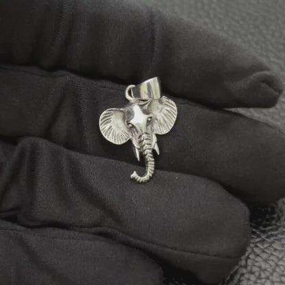 Elephant Thailand Wild Life Pendant/Necklace