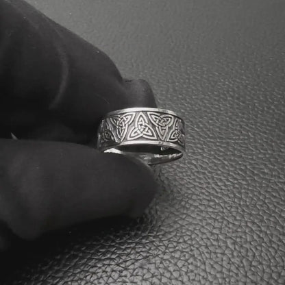 Triquetra Viking Celtic Infinity Knot Irish Ring