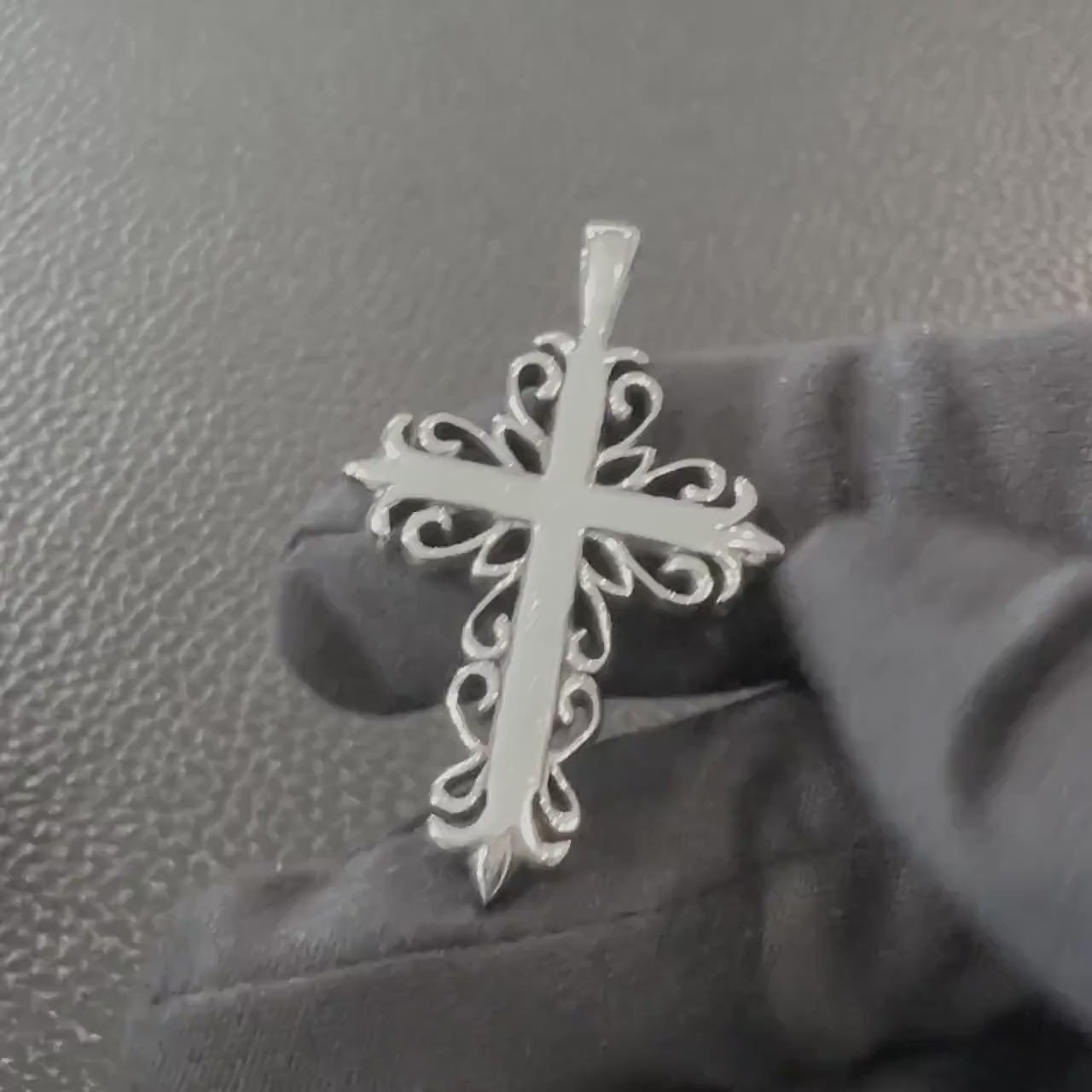 Handcrafted 925 Sterling Silver Cross Pendant Christian Jesus Christ Crucifix Pendant/Necklace Silver Jewelry Accessories Gift by VINTZ